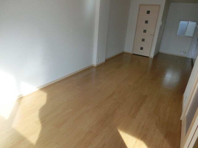 ブルーマウンテンの物件内観写真