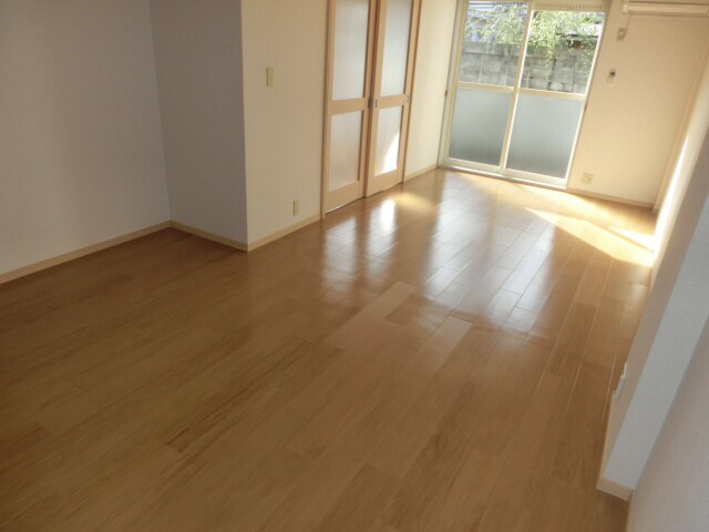 ブルーマウンテンの物件内観写真