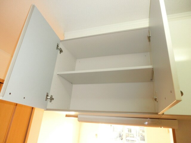 ウエスト　ウッド　アベニューの物件内観写真