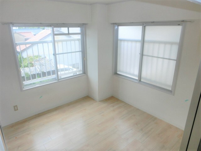 リッチウォーク城の東の物件内観写真