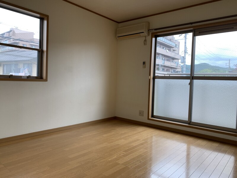 ラフィーネ田寺東の物件内観写真