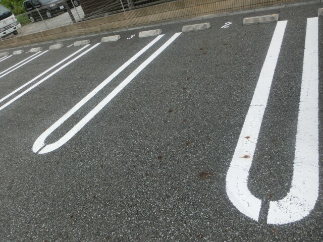 グラスランドの物件外観写真