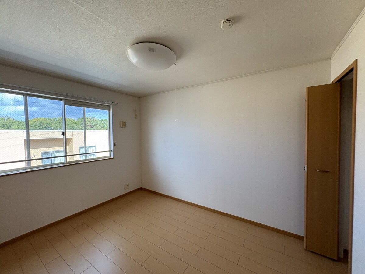 トレス・シエーネの物件内観写真