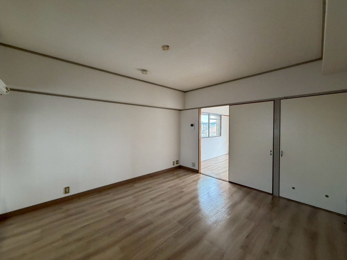 ピュア東姫路の物件内観写真