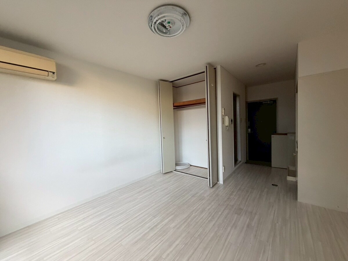 ヴィラ・フィオーレの物件内観写真