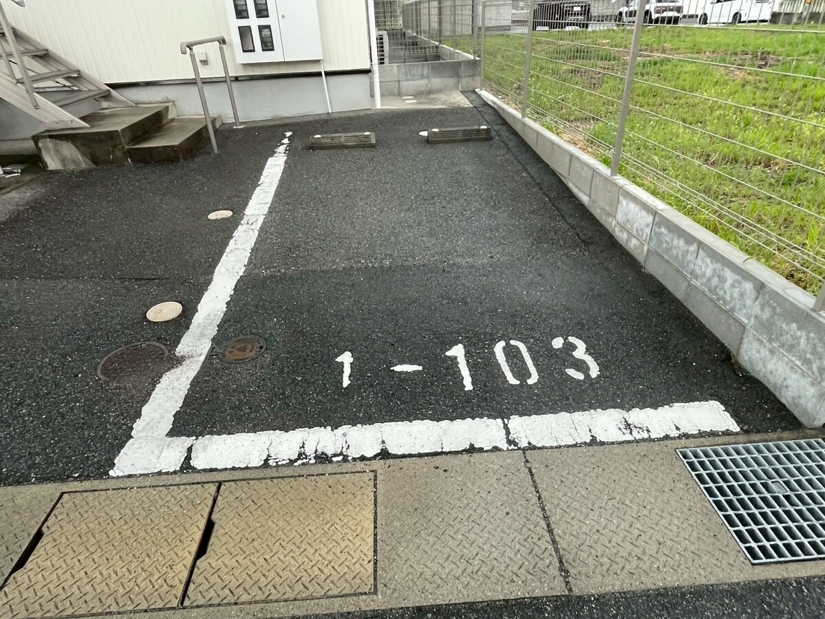 神和町壱番館の物件外観写真