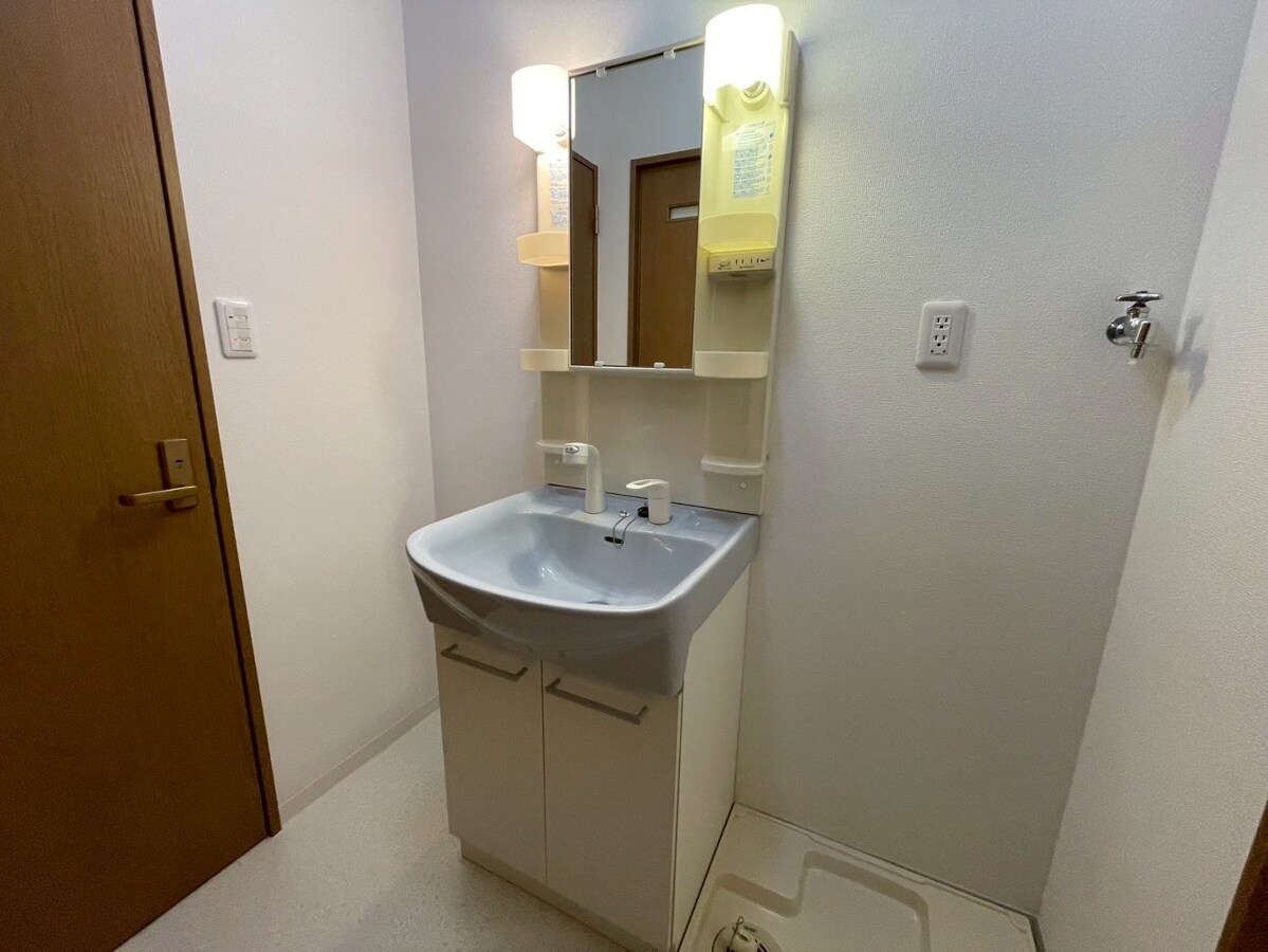 神和町壱番館の物件内観写真