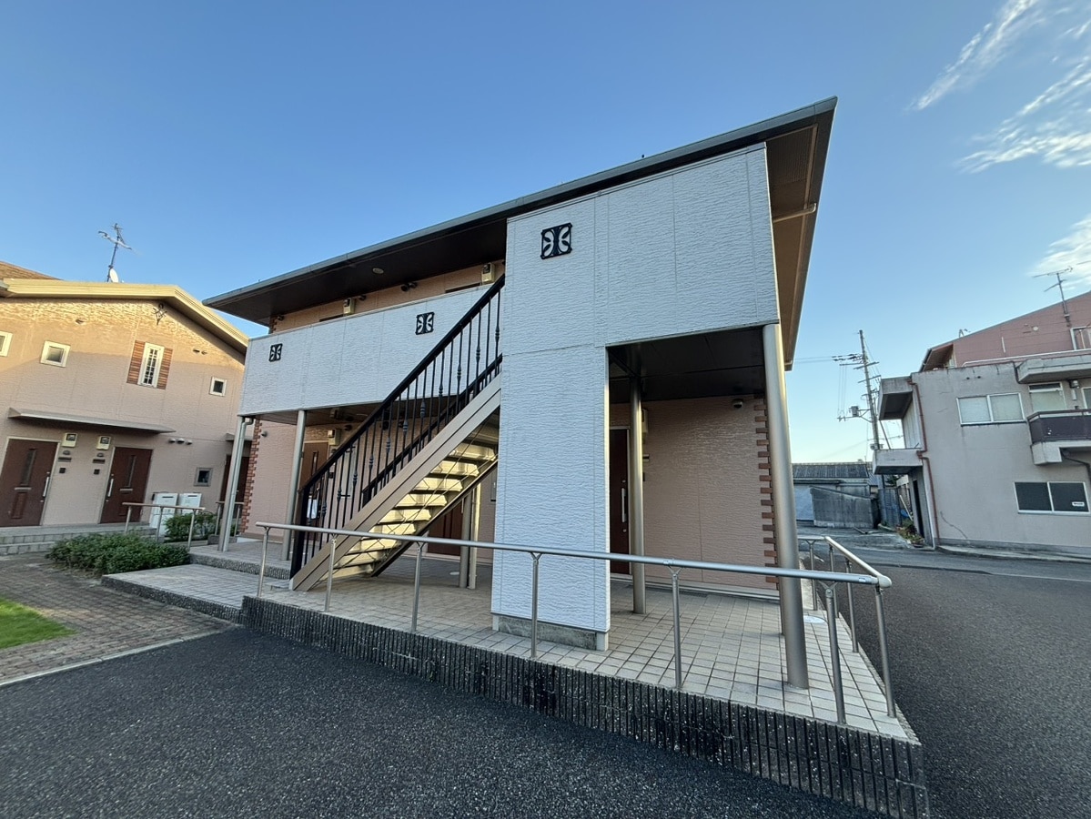 ウェルヴィラの物件外観写真