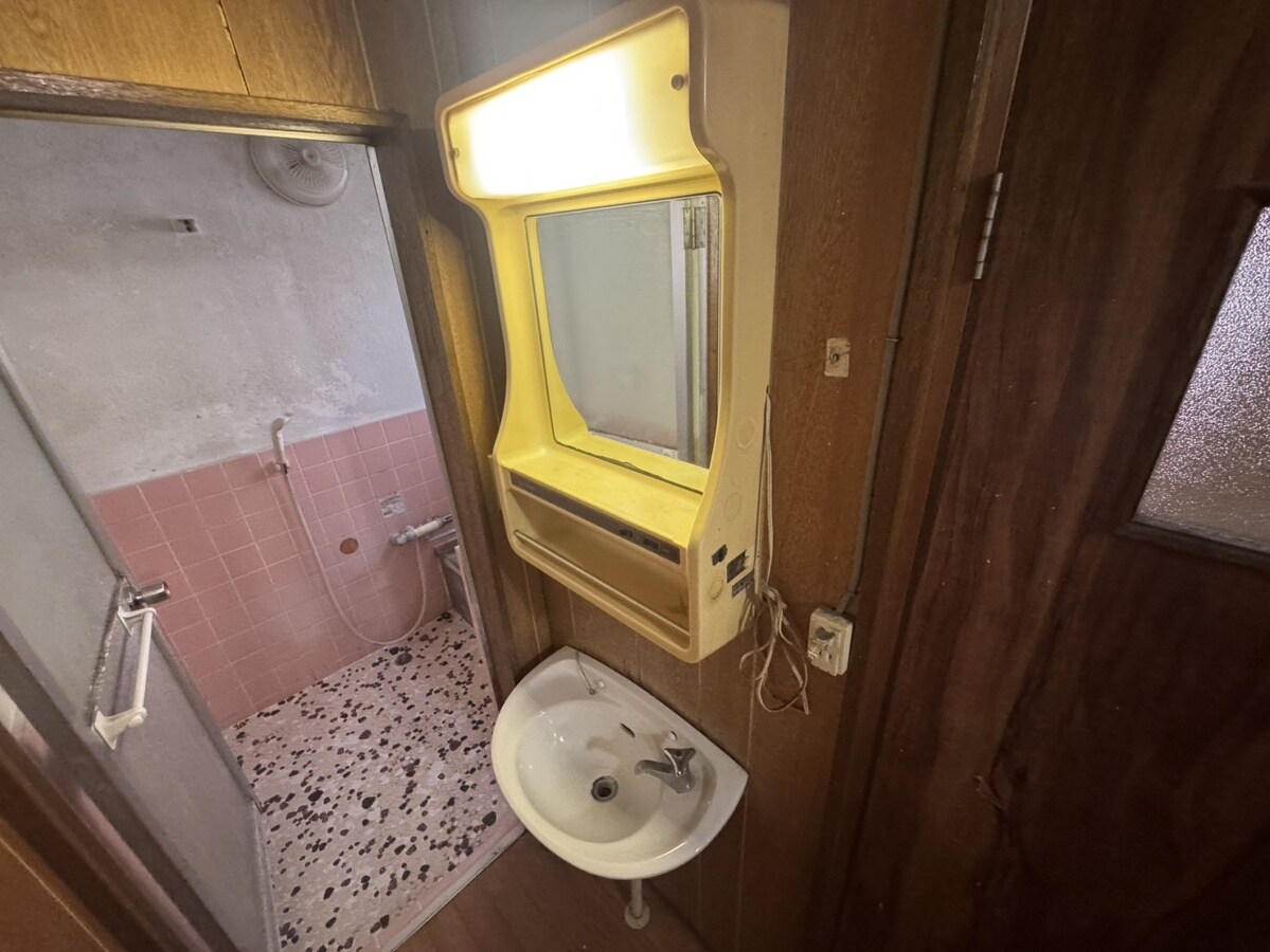 吉田貸家の物件内観写真