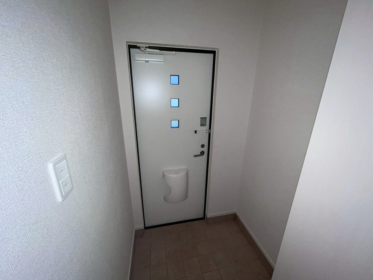 ヴィラドゥグレーヌ梅ケ谷　D棟の物件内観写真