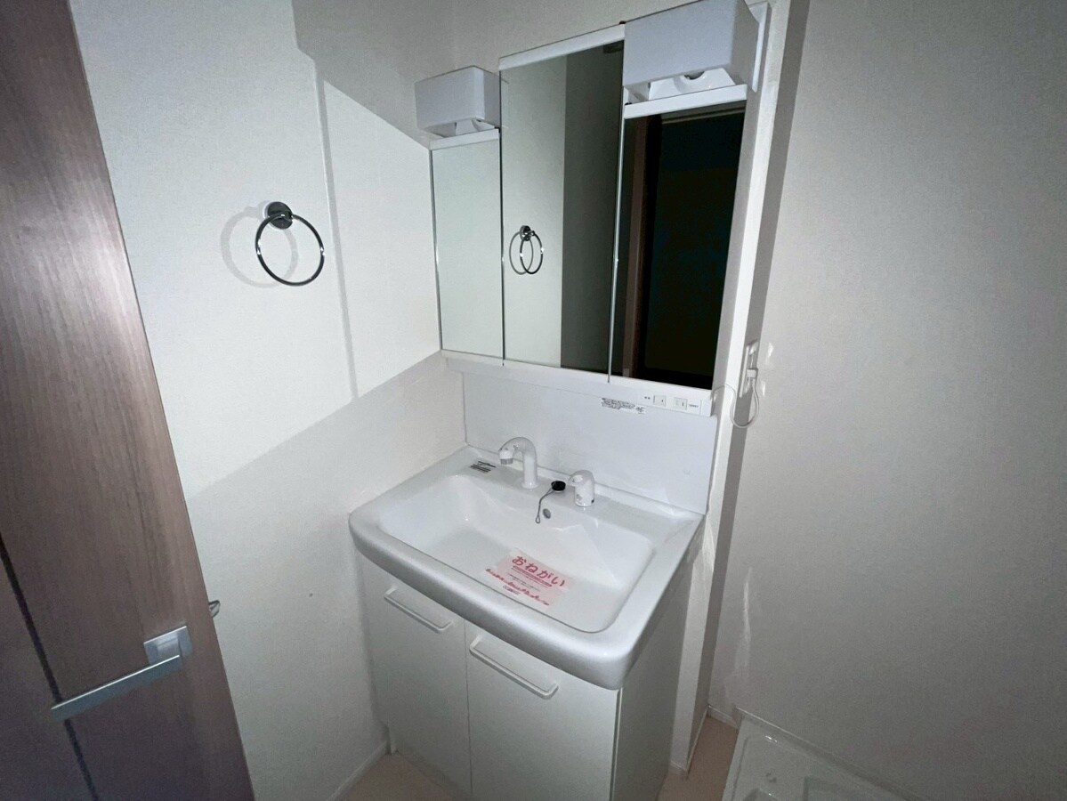 ヴィラ　ドゥ　グレーヌ梅ケ谷Ｄの物件内観写真