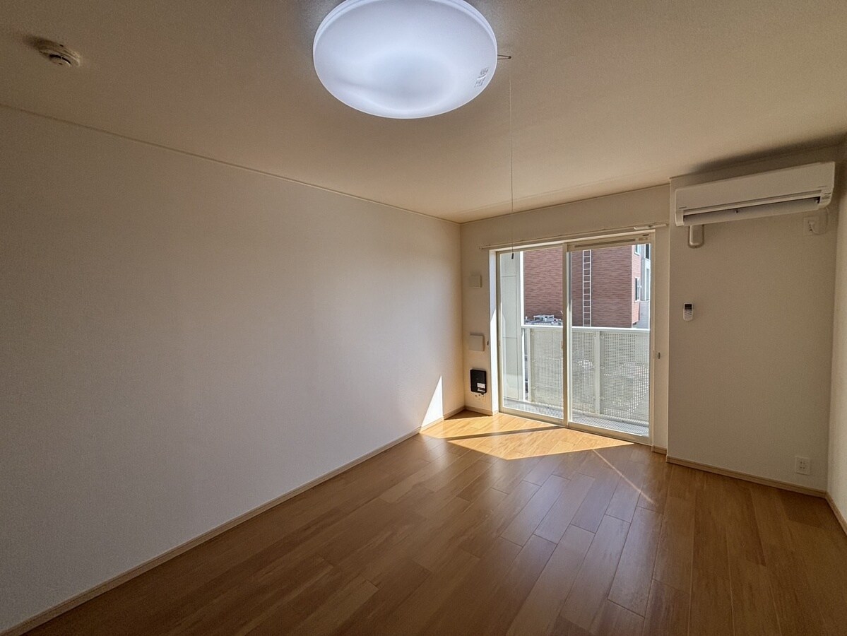 サンクレメントＣの物件内観写真