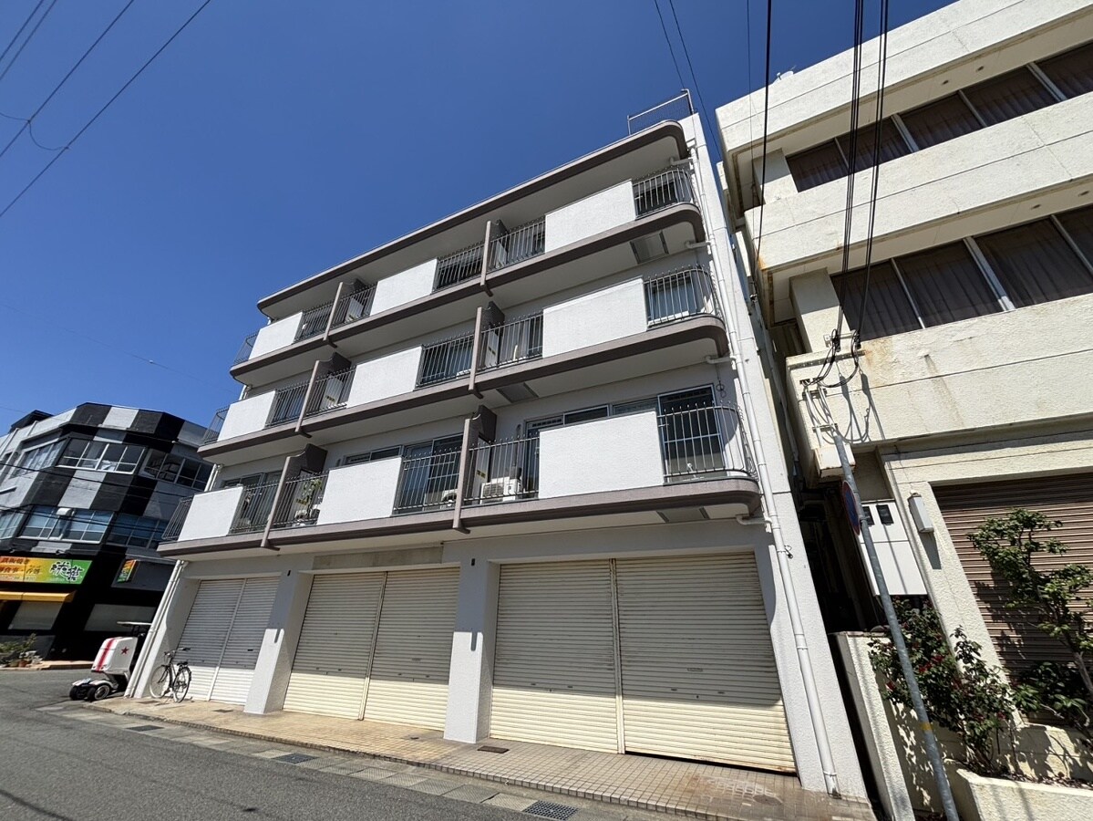 五反ビルの物件外観写真