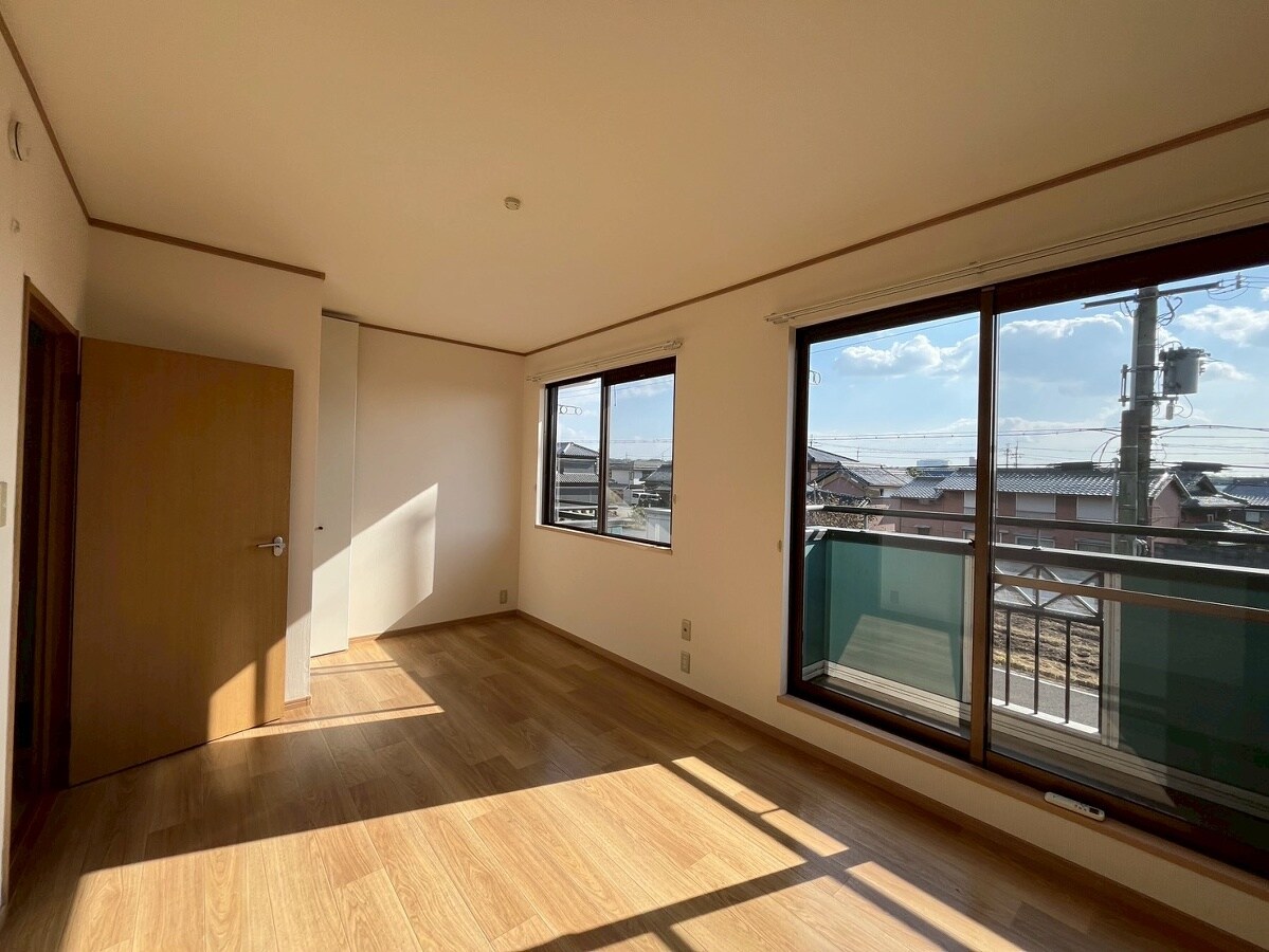 ロイヤルハイツⅠの物件内観写真