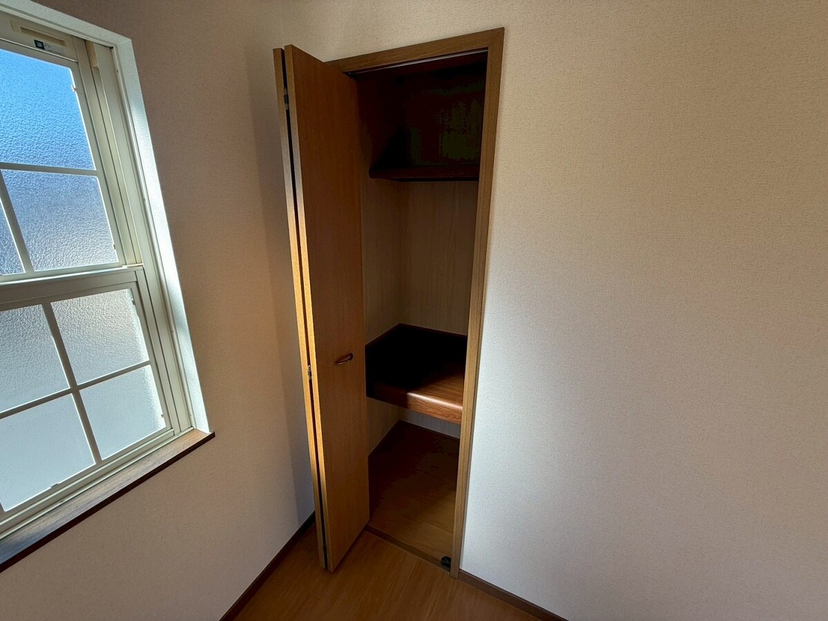 ブルーマウンテンⅢの物件内観写真