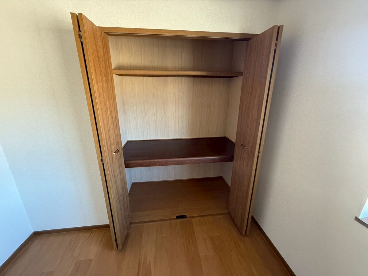 ブルーマウンテンⅢの物件内観写真