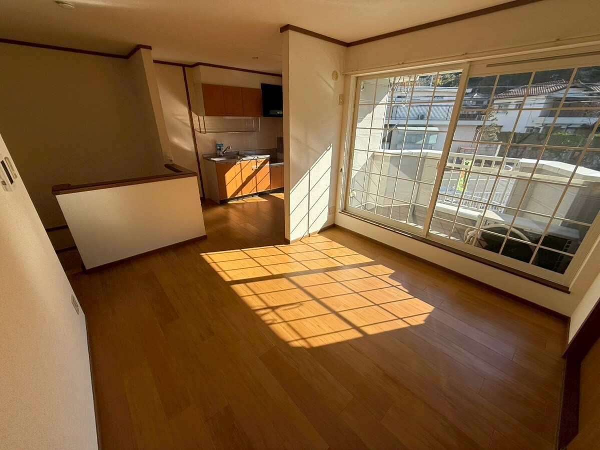 ブルーマウンテンⅢの物件内観写真