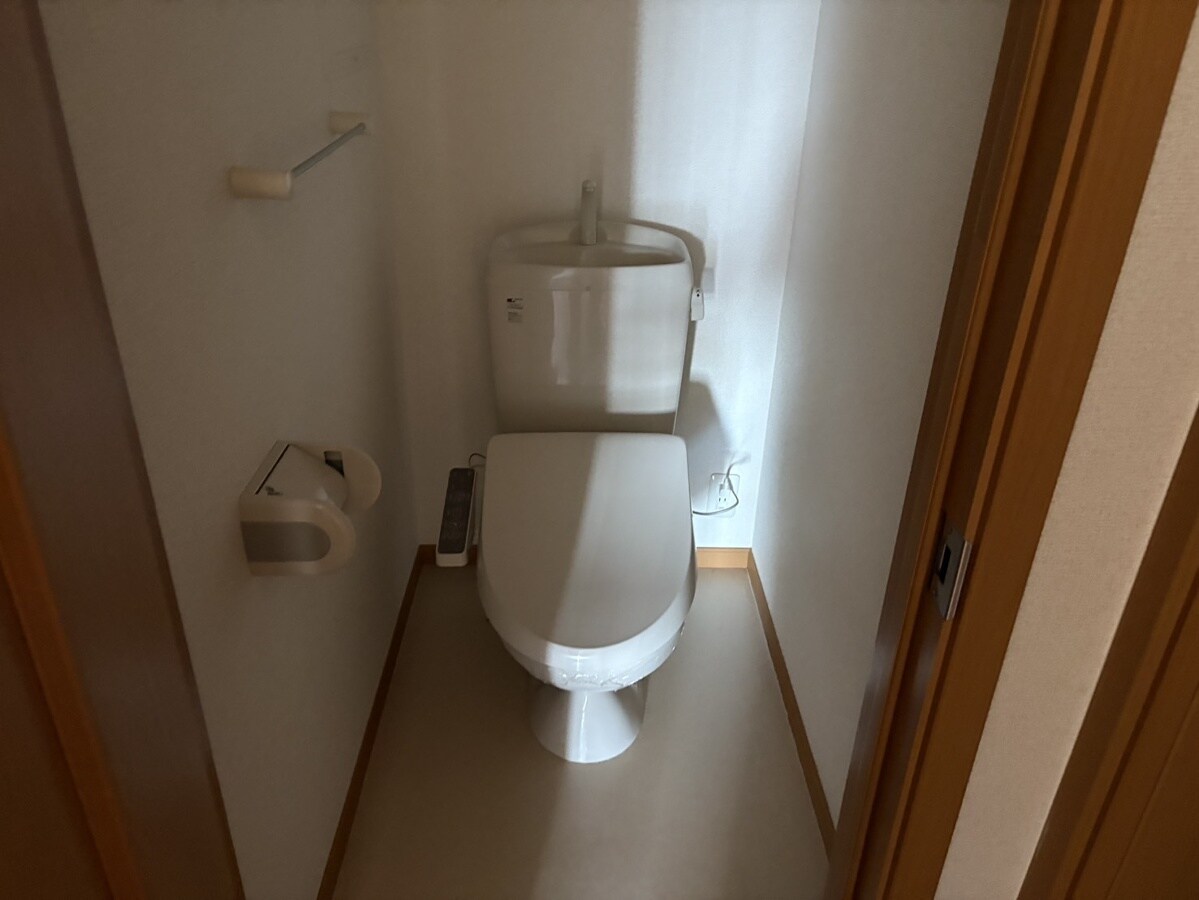 ヴィラ・ポポラーレⅠの物件内観写真