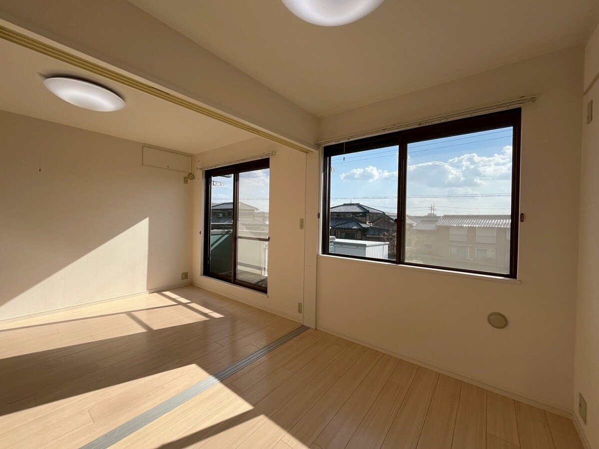 ロイヤルハイツⅠの物件内観写真