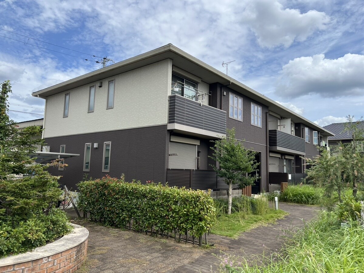 ＰＩＳＯ　ＭＡＲＩＯの物件外観写真