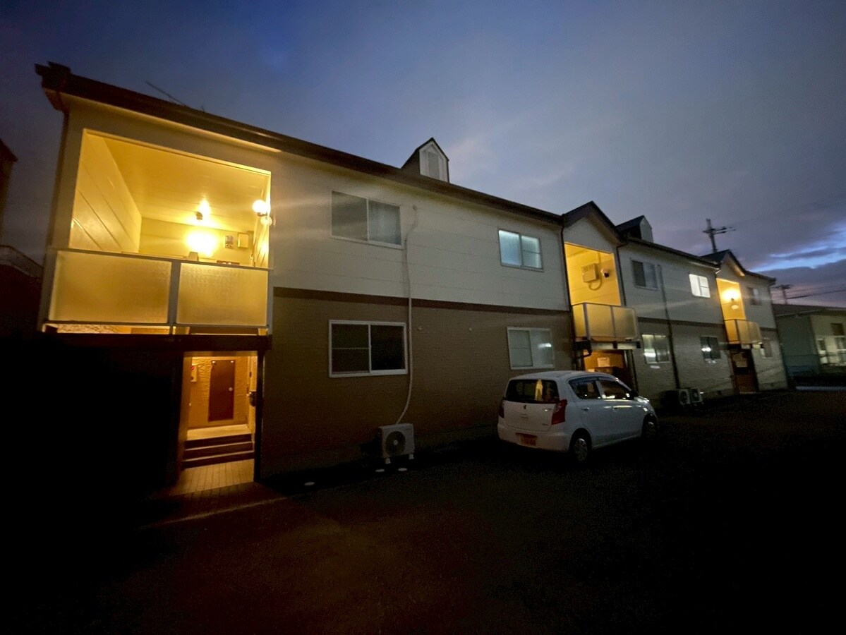 エクレールＭの物件外観写真