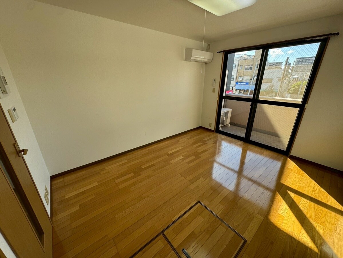 ネオクオーツ幸　弐番館の物件内観写真