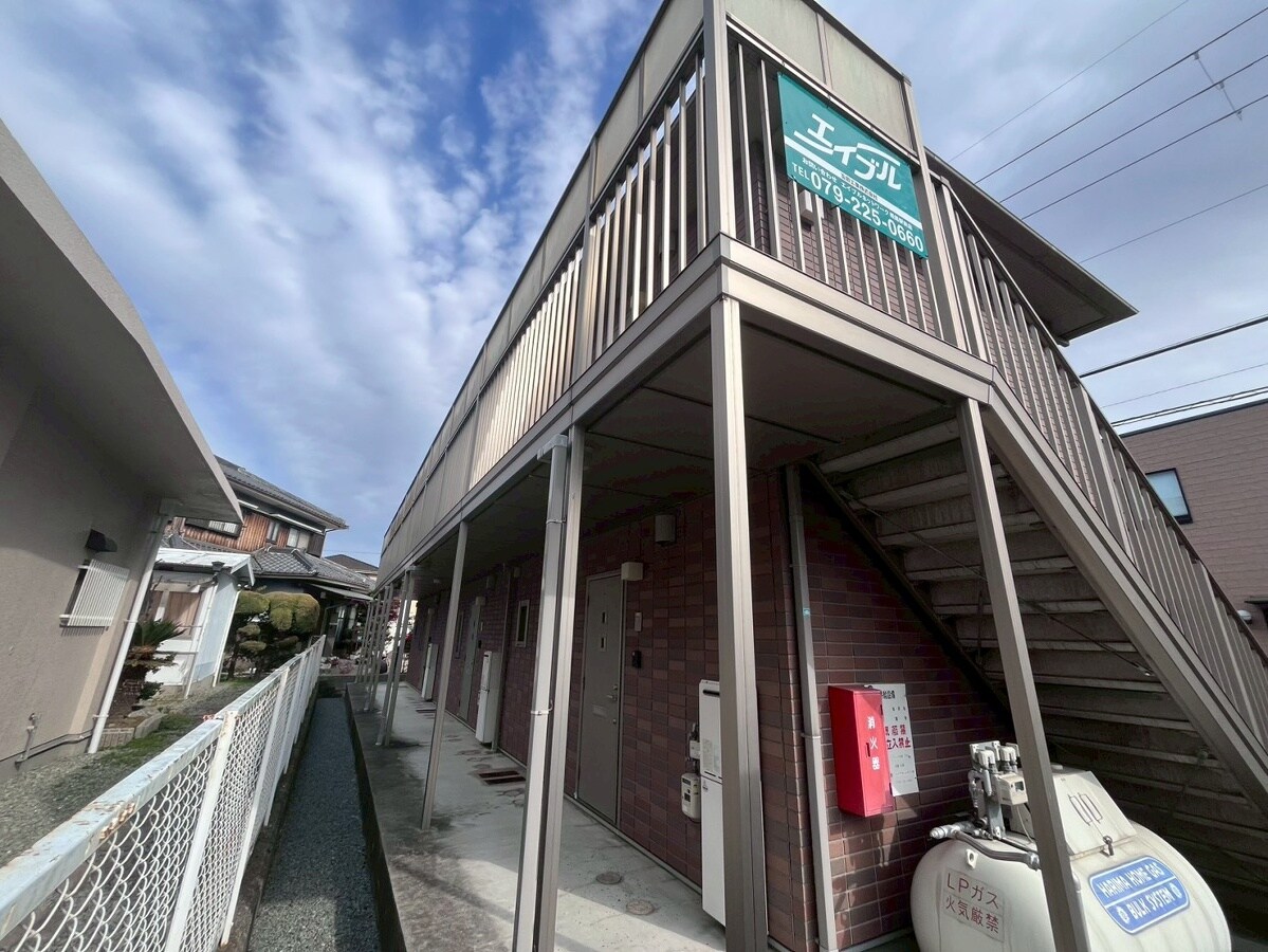 サンテラス光大寺の物件外観写真