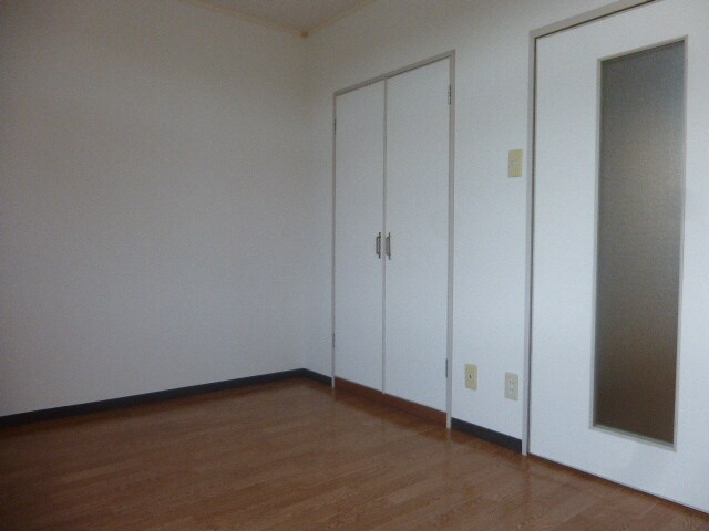 ローゲンハイツの物件内観写真