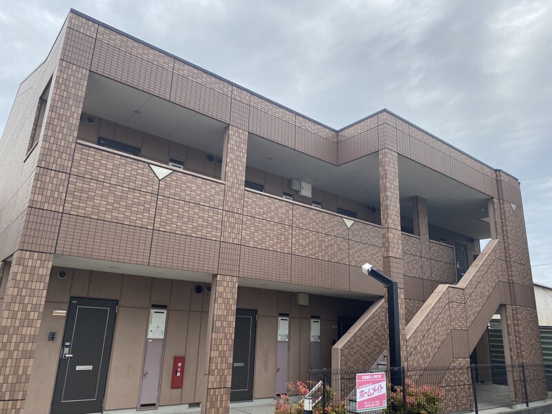 亀山駅 徒歩11分 1階の物件外観写真