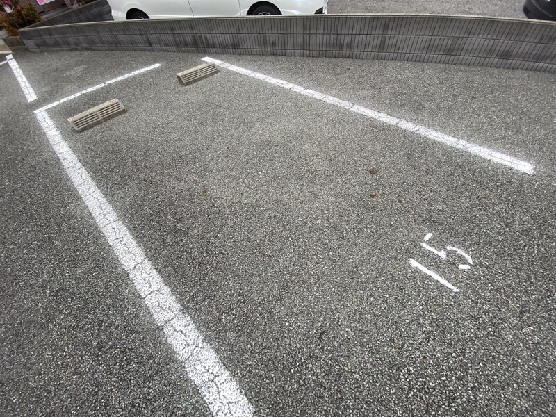 亀山駅 徒歩11分 1階の物件外観写真