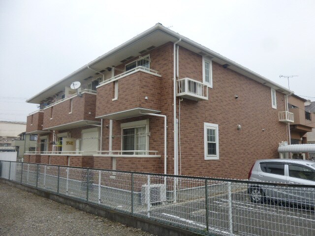 ネオロイヤルＢの物件外観写真