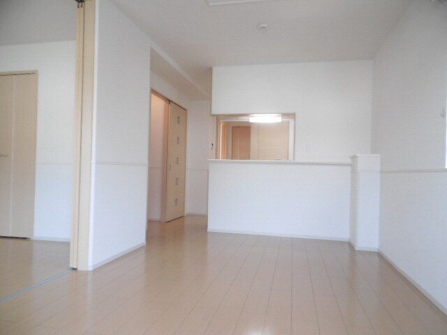 シーズンズ　コンフォートⅡの物件内観写真