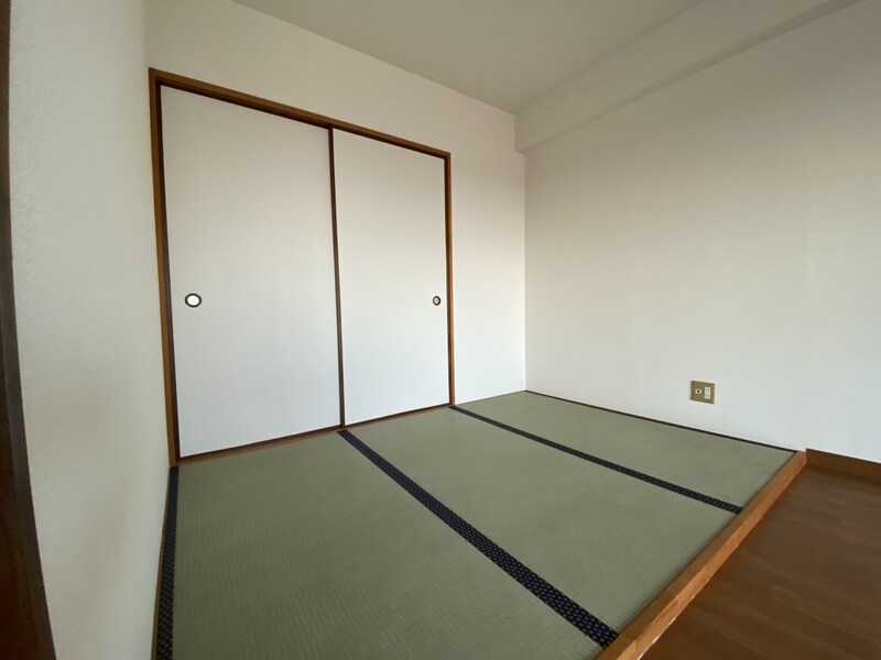 ラフェスタ大塩の物件内観写真