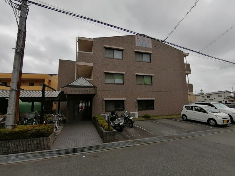 ヴィラ・プリマベーラの物件外観写真