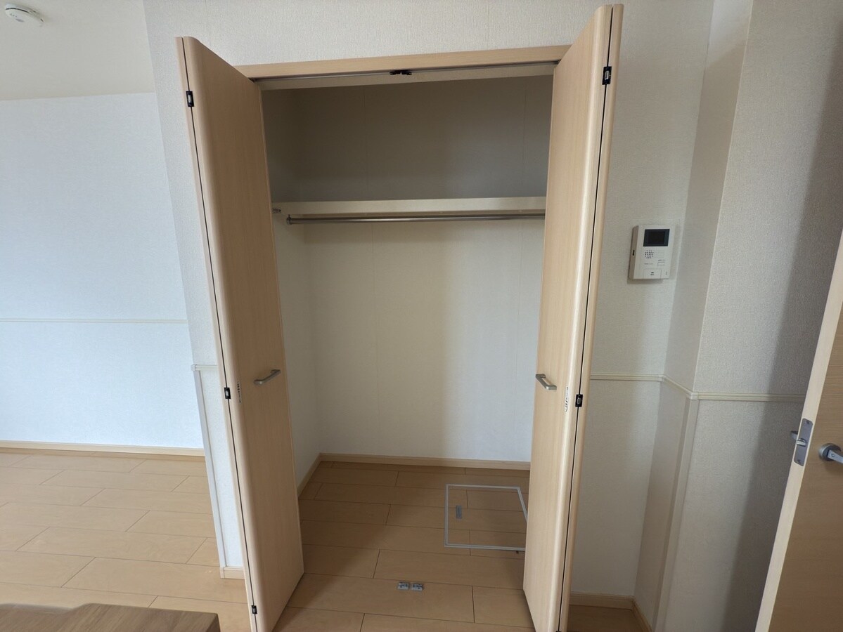 リジュール南条の物件内観写真