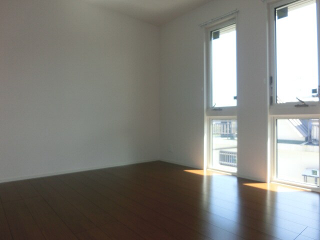 ヴィラ・フォレスティアの物件内観写真