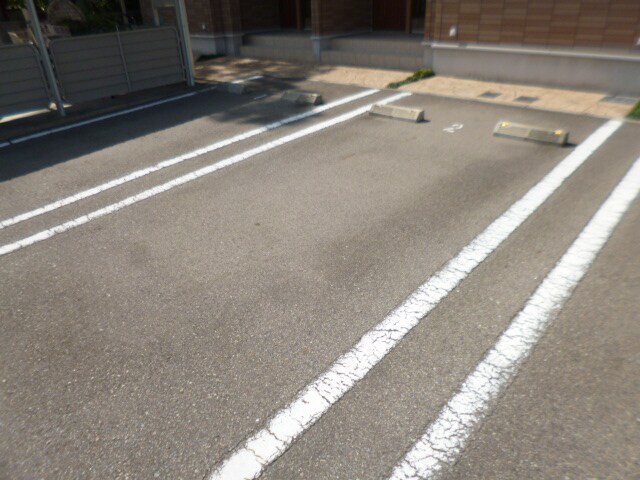 ネオロイヤルＢの物件外観写真