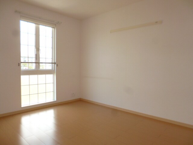 ネオロイヤルＢの物件内観写真