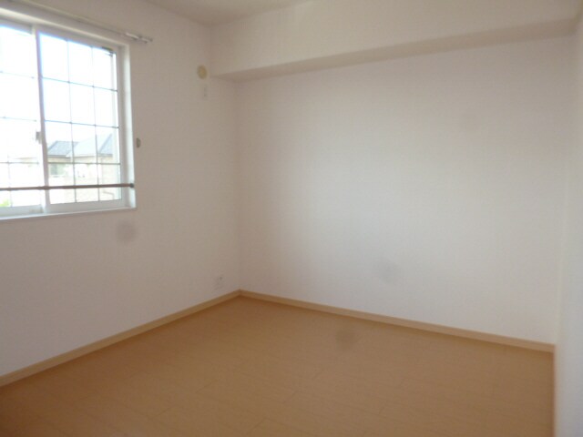 ネオロイヤルＢの物件内観写真