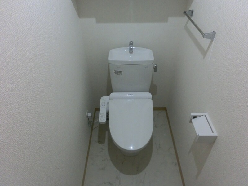 バレンシア三左衛門の物件内観写真