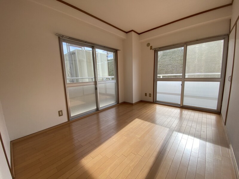 土山ヤングコーポの物件内観写真