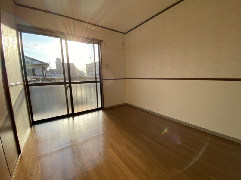 メゾンフロイデ三番館の物件内観写真