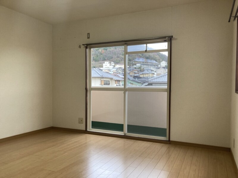 八丈グランドハイツNの物件内観写真