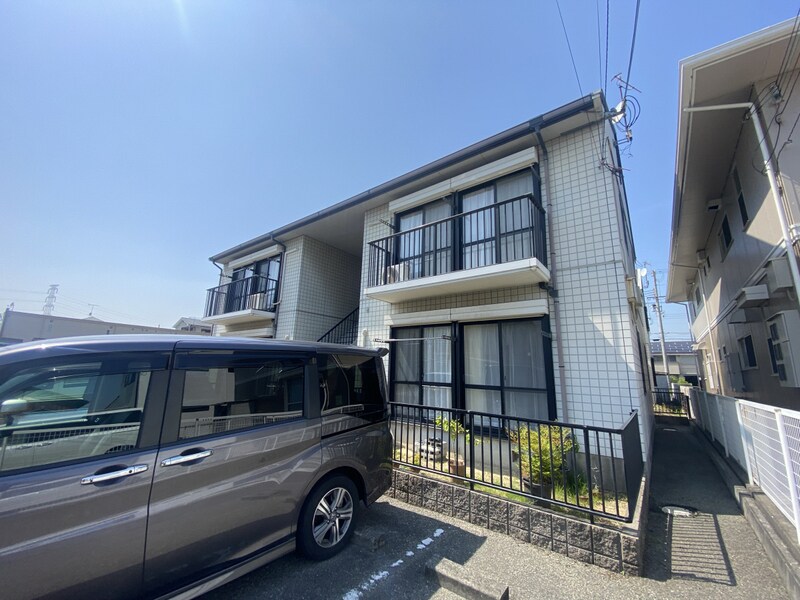 プティ・パレの物件外観写真