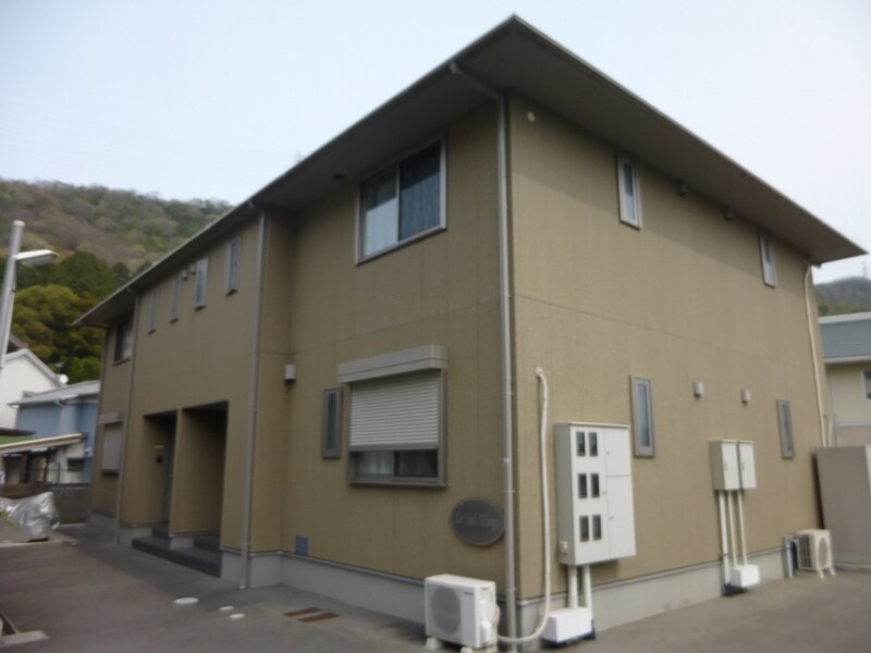 ルシエール本城の物件外観写真