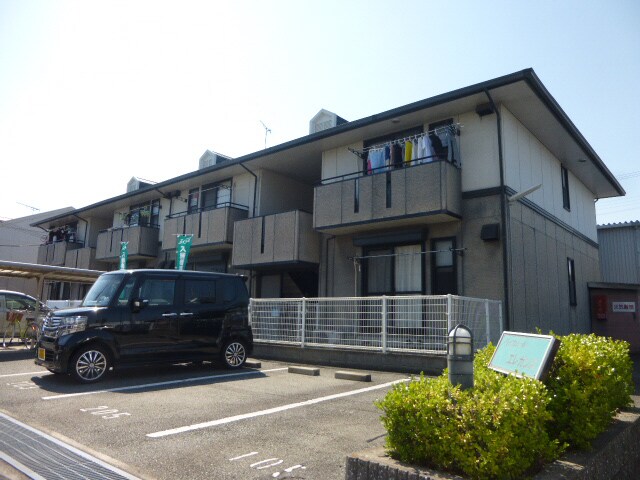 ハイカムールエレガンスの物件外観写真