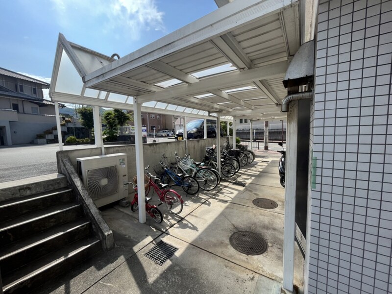 ハイツ赤坂の物件内観写真