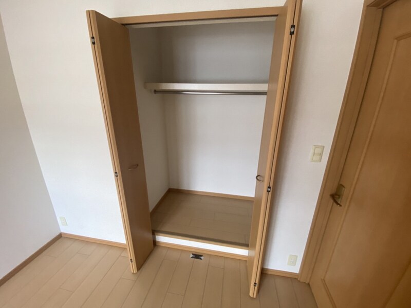 ドルフ・アカネＢの物件内観写真