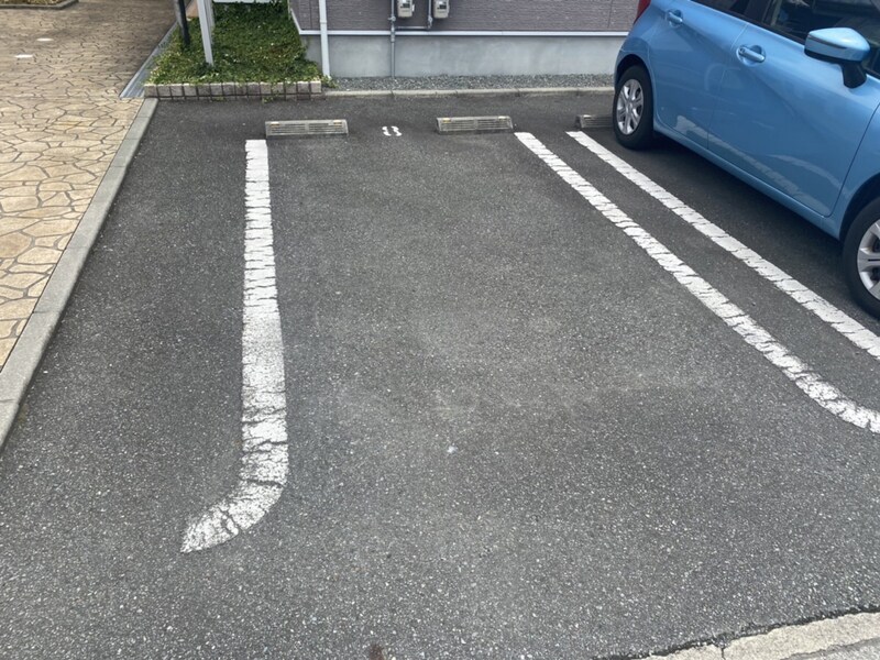 ドルフ・アカネＢの物件外観写真