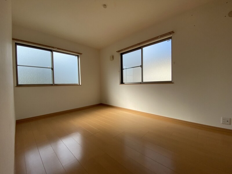 ラシック鷹匠の物件内観写真